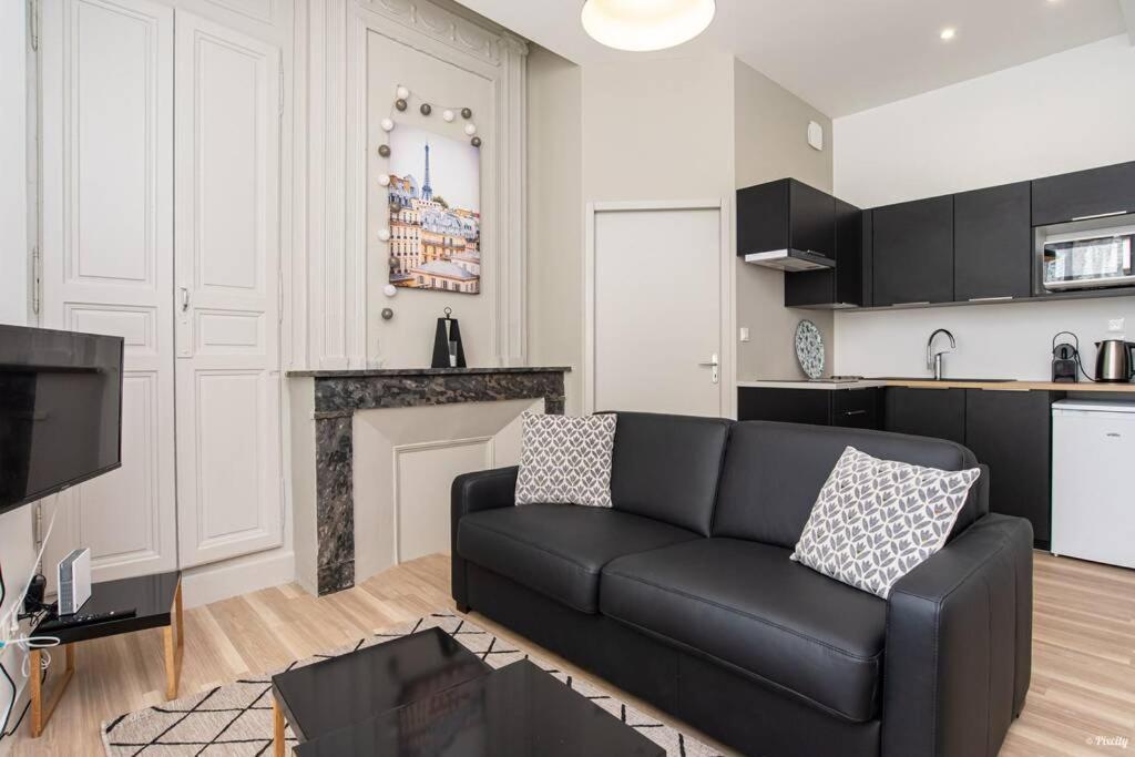 Le Dandy - T2 Centre Historique Apartment Agen Exterior photo